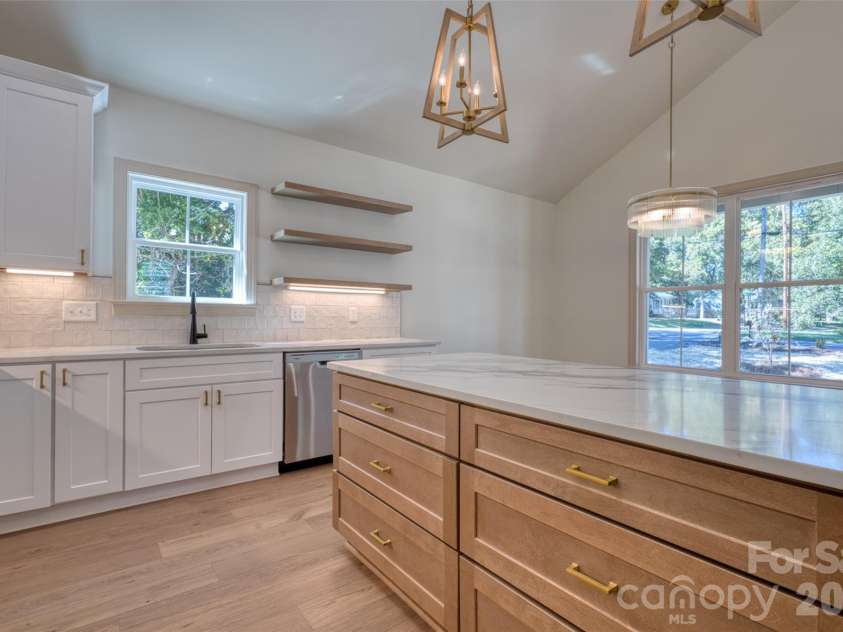 162 Shurley Street, Rock Hill, SC 29732.  MLS# CAR4436255, YatesRealty ID 58148. 