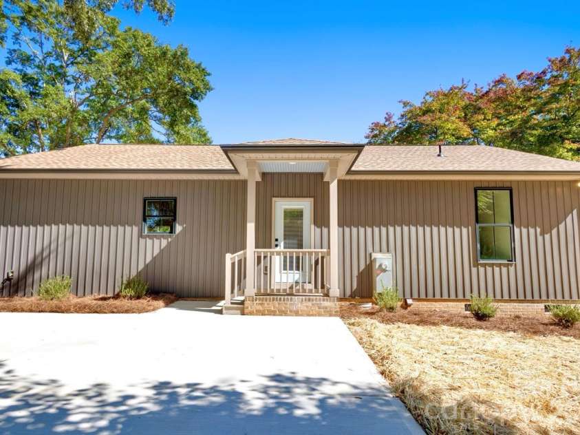 162 Shurley Street, Rock Hill, SC 29732.  MLS# CAR4436255, YatesRealty ID 58148. 