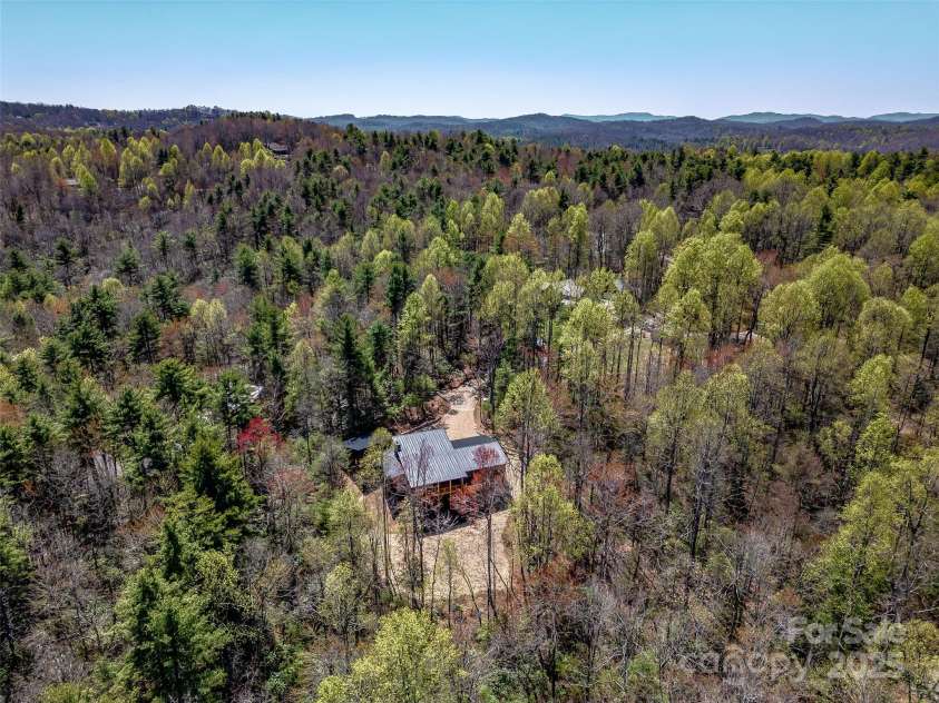 141 Danny Lane, Brevard, NC 28712.  MLS# CAR4193299, YatesRealty ID 5815. 