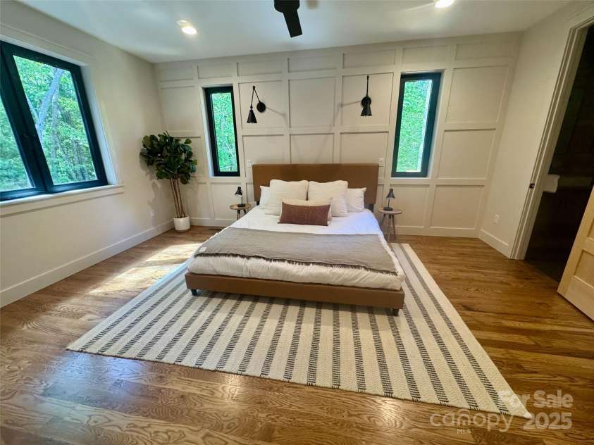 141 Danny Lane, Brevard, NC 28712.  MLS# CAR4193299, YatesRealty ID 5815. 