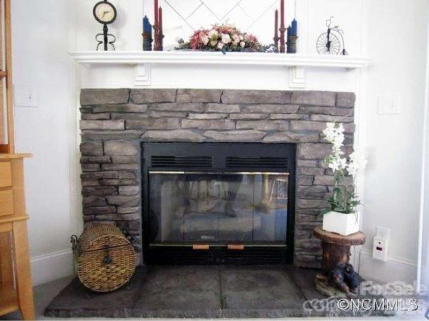 36 Ponder Way, Weaverville, NC 28787.  MLS# CAR4324904, YatesRealty ID 58156. 