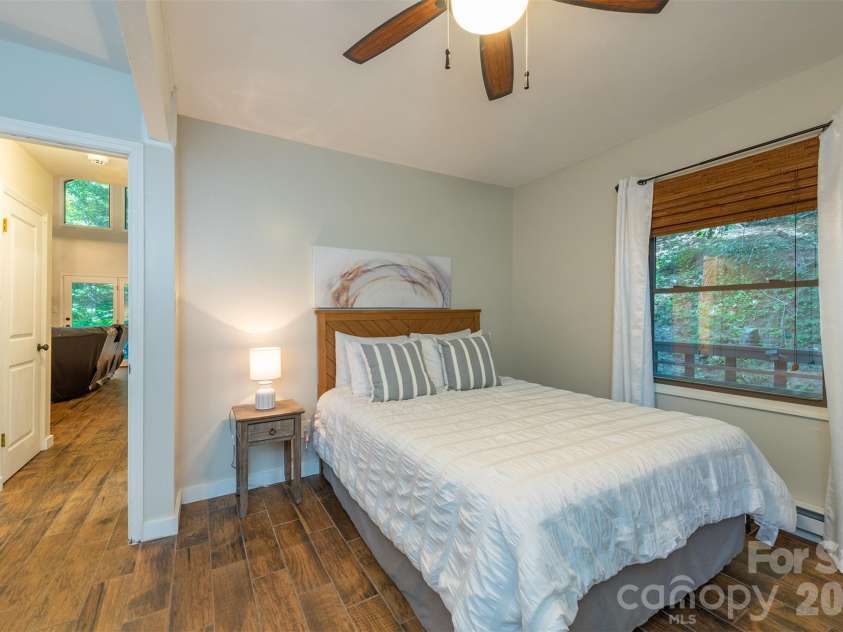 20 Gardenside Road, Mars Hill, NC 28754.  MLS# CAR4436175, YatesRealty ID 58157. 