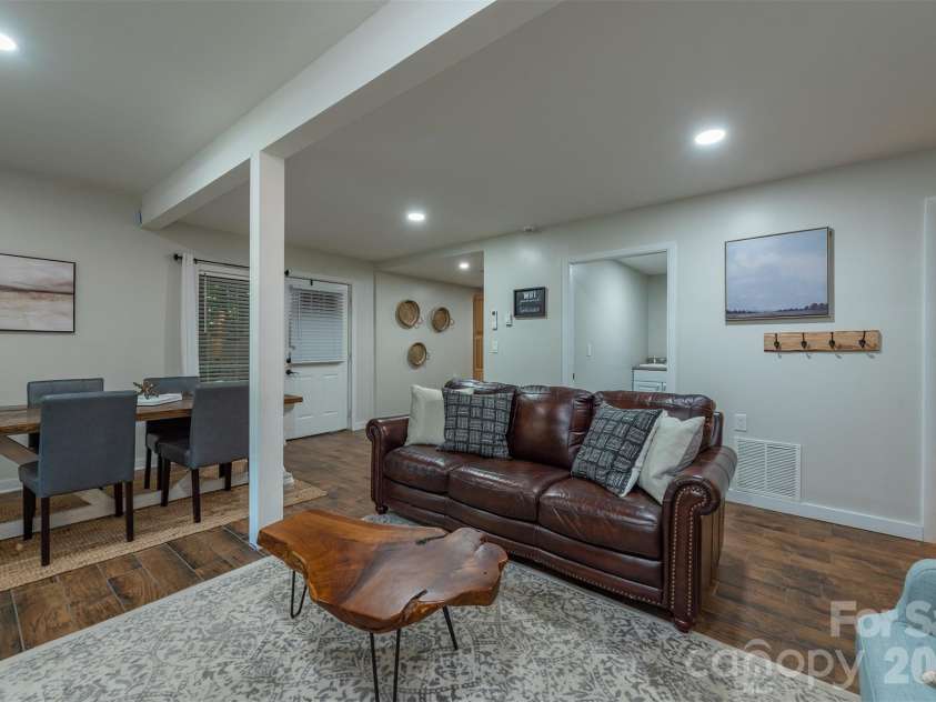 20 Gardenside Road, Mars Hill, NC 28754.  MLS# CAR4436175, YatesRealty ID 58157. 