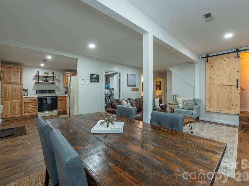 20 Gardenside Road, Mars Hill, NC 28754.  MLS# CAR4436175, YatesRealty ID 58157. 