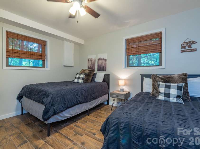 20 Gardenside Road, Mars Hill, NC 28754.  MLS# CAR4436175, YatesRealty ID 58157. 