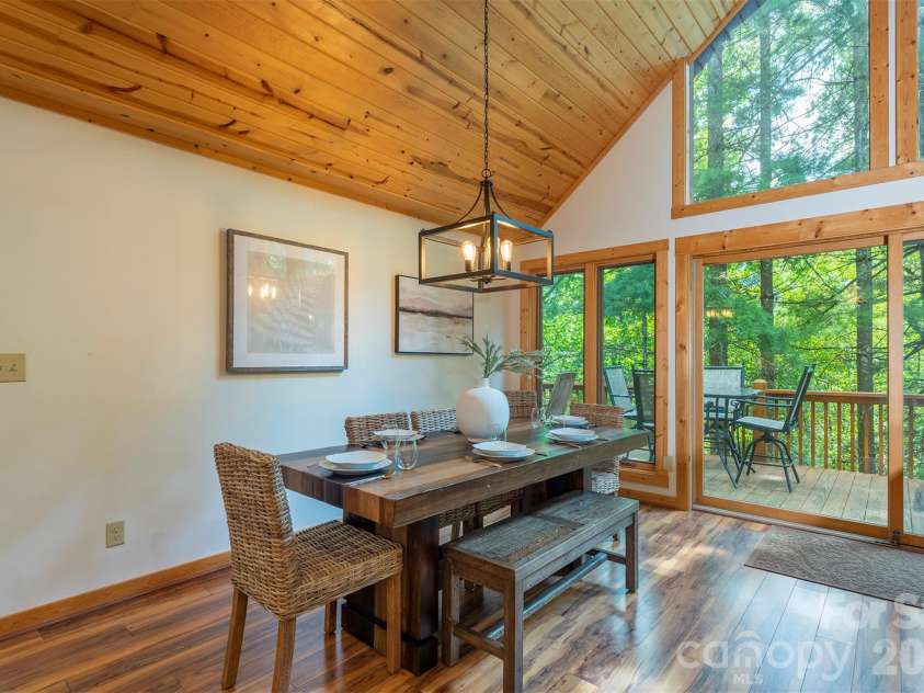 32 Thrash Lane, Mars Hill, NC 28754.  MLS# CAR4436157, YatesRealty ID 58158. 