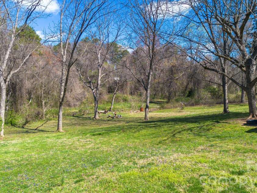 218 28th Street, Newton, NC 28658.  MLS# CAR4357598, YatesRealty ID 5816. 