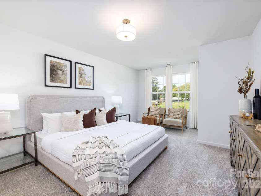 6219 Rockwell Boulevard, Charlotte, NC 28269.  MLS# CAR4244395, YatesRealty ID 5816. Representation