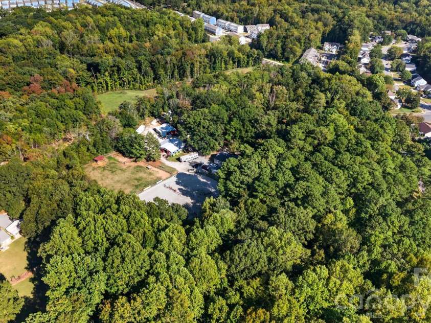 8731 Faires Road, Charlotte, NC 28215.  MLS# CAR4430963, YatesRealty ID 58160. 