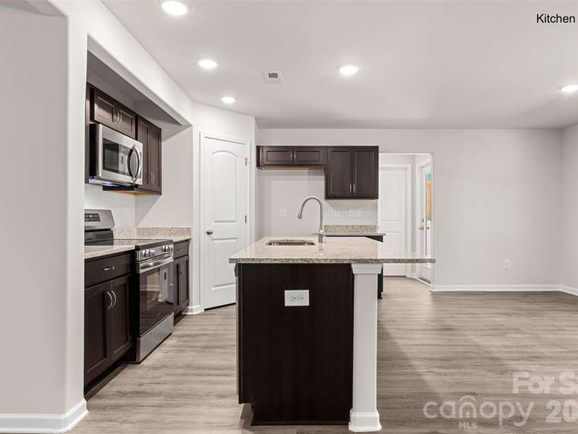 1699 Evans Drive, Lancaster, SC 29720.  MLS# CAR4437168, YatesRealty ID 58164. 