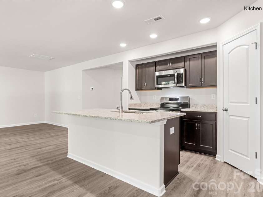 1699 Evans Drive, Lancaster, SC 29720.  MLS# CAR4437168, YatesRealty ID 58164. 