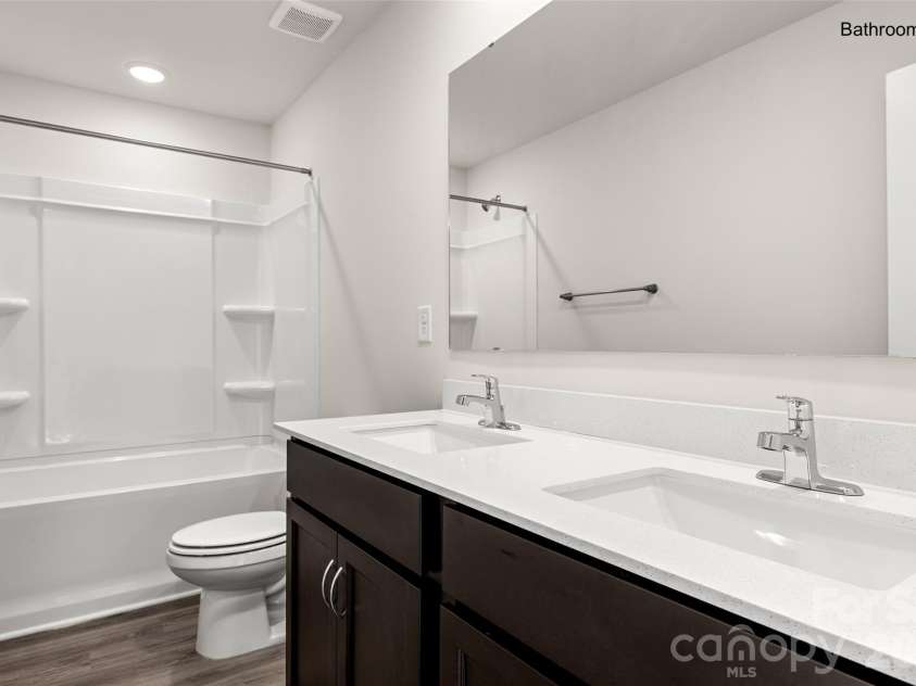 1699 Evans Drive, Lancaster, SC 29720.  MLS# CAR4437168, YatesRealty ID 58164. 
