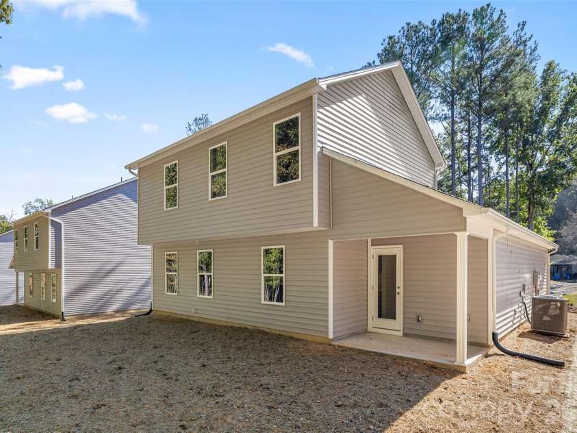 1699 Evans Drive, Lancaster, SC 29720.  MLS# CAR4437168, YatesRealty ID 58164. 