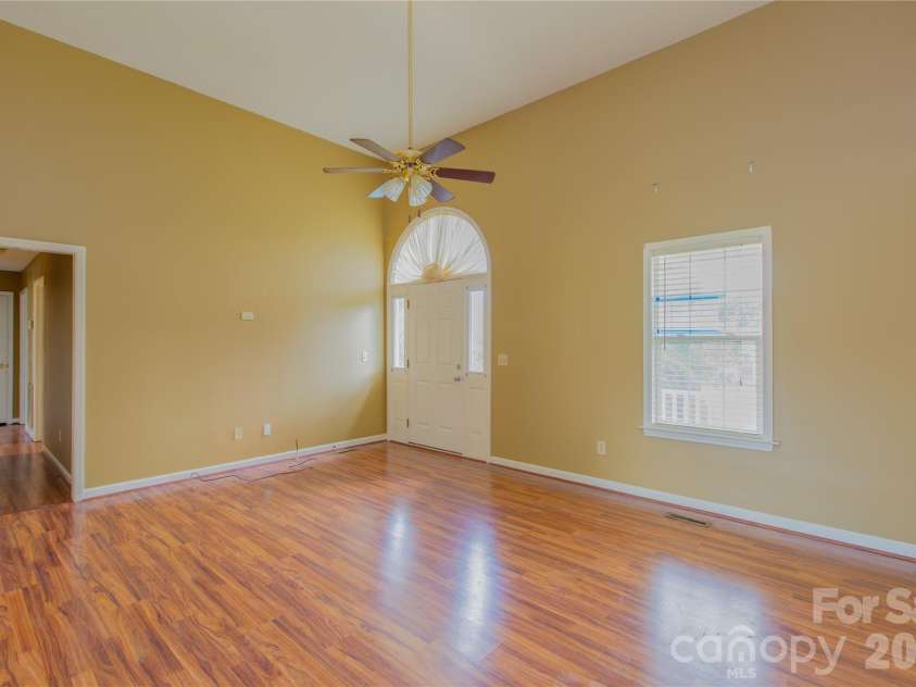 124 Pepperstone Place, Mocksville, NC 27028.  MLS# CAR4437268, YatesRealty ID 58166. 