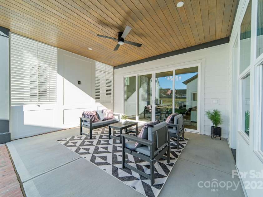 19032 Newburg Hill Road, Davidson, NC 28036.  MLS# CAR4320711, YatesRealty ID 5817. 