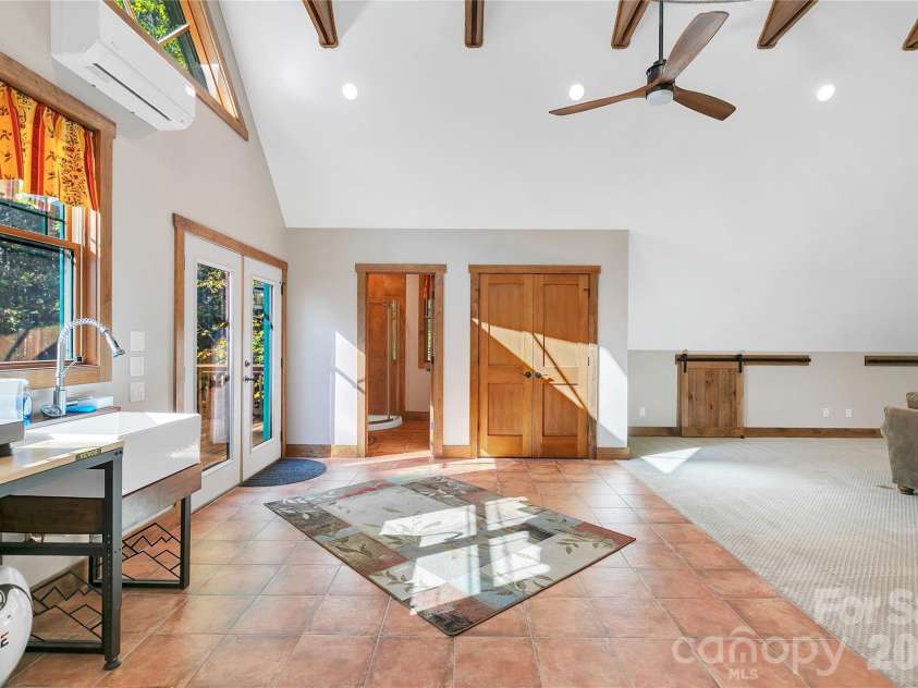 189 Breckenridge Trail, Brevard, NC 28712.  MLS# CAR4422725, YatesRealty ID 58171. 
