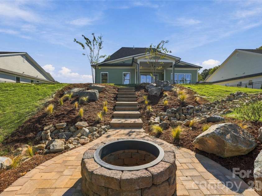 313 Westvale Drive, Locust, NC 28097.  MLS# CAR4436120, YatesRealty ID 58173. 