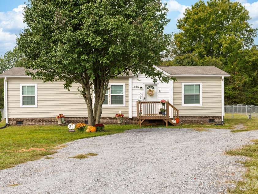 106 Ol Field Court, Lawndale, NC 28090.  MLS# CAR4436709, YatesRealty ID 58177. 