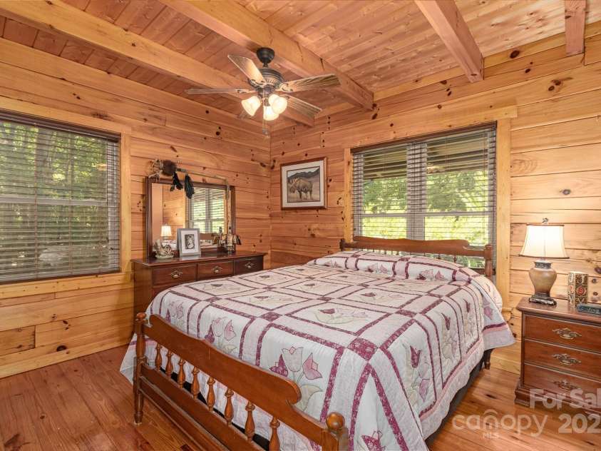 721 Grandview Loop, Nebo, NC 28761.  MLS# CAR4283375, YatesRealty ID 5818. 