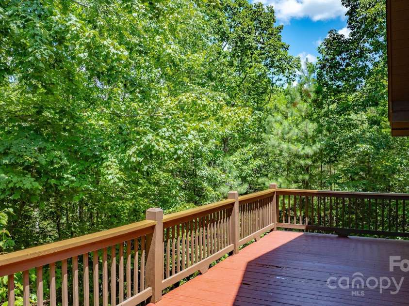 721 Grandview Loop, Nebo, NC 28761.  MLS# CAR4283375, YatesRealty ID 5818. 