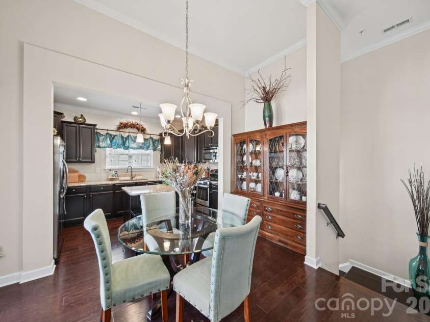 11621 Brachetto Place, Charlotte, NC 28277.  MLS# CAR4437205, YatesRealty ID 58182. 