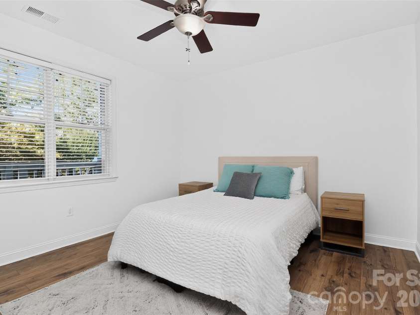 226 Torrence Street, Charlotte, NC 28204.  MLS# CAR4436359, YatesRealty ID 58189. 