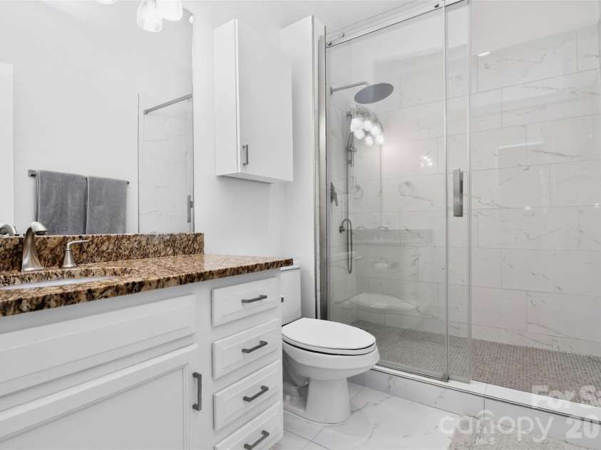 226 Torrence Street, Charlotte, NC 28204.  MLS# CAR4436359, YatesRealty ID 58189. 