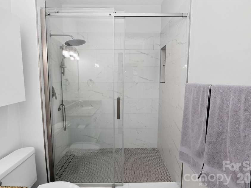 226 Torrence Street, Charlotte, NC 28204.  MLS# CAR4436359, YatesRealty ID 58189. 