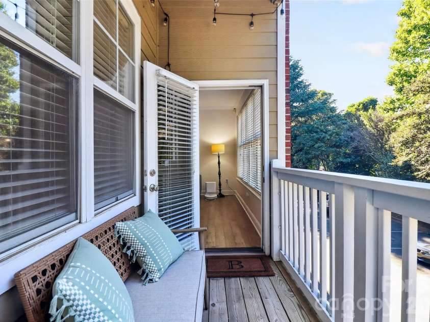 226 Torrence Street, Charlotte, NC 28204.  MLS# CAR4436359, YatesRealty ID 58189. 