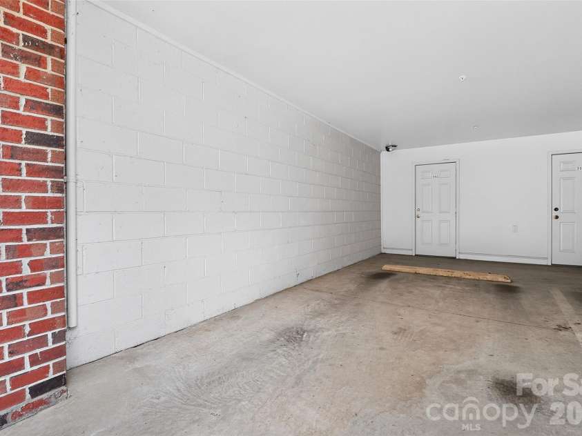 226 Torrence Street, Charlotte, NC 28204.  MLS# CAR4436359, YatesRealty ID 58189. 