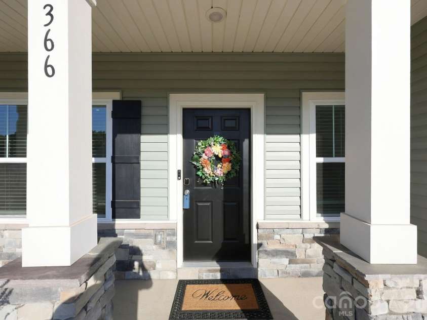 366 Bluebonnet Drive, Salisbury, NC 28146.  MLS# CAR4436270, YatesRealty ID 58192. 
