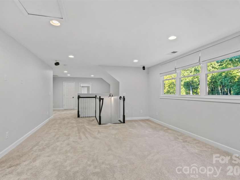 8609 Laurelwood Lane, Waxhaw, NC 28173.  MLS# CAR4436539, YatesRealty ID 58195. Loft/Flex space
