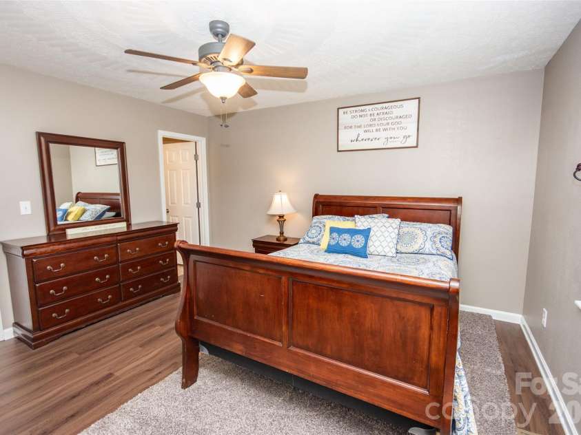 112 Chimney Ridge Lane, Statesville, NC 28625.  MLS# CAR4358303, YatesRealty ID 5820. 