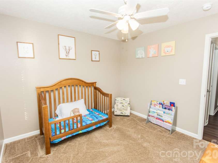 112 Chimney Ridge Lane, Statesville, NC 28625.  MLS# CAR4358303, YatesRealty ID 5820. 