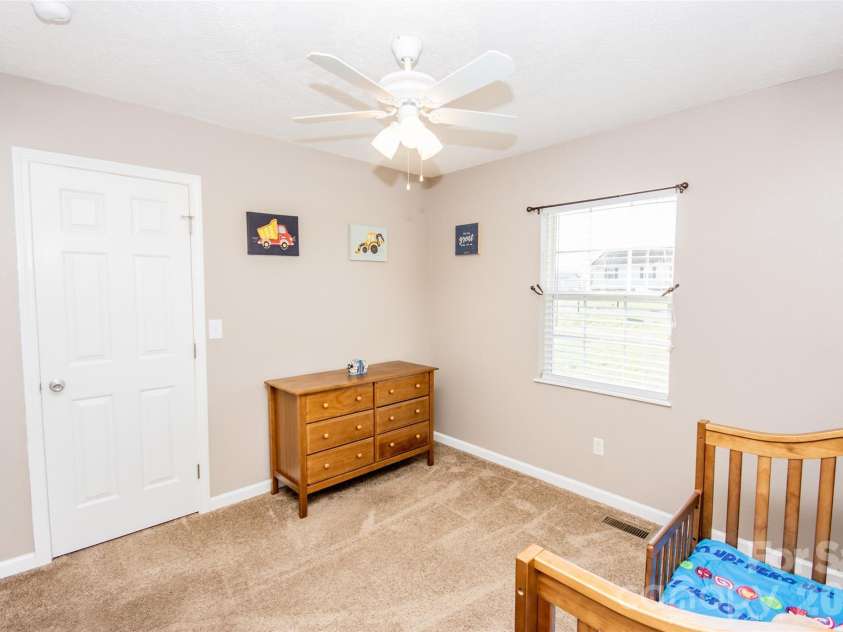 112 Chimney Ridge Lane, Statesville, NC 28625.  MLS# CAR4358303, YatesRealty ID 5820. 
