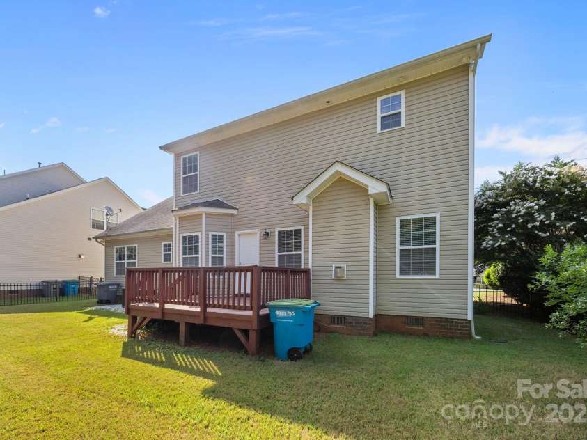 417 Stowe Road, Belmont, NC 28012.  MLS# CAR4282797, YatesRealty ID 5820. 