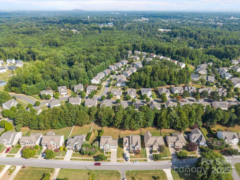 417 Stowe Road, Belmont, NC 28012.  MLS# CAR4282797, YatesRealty ID 5820. 