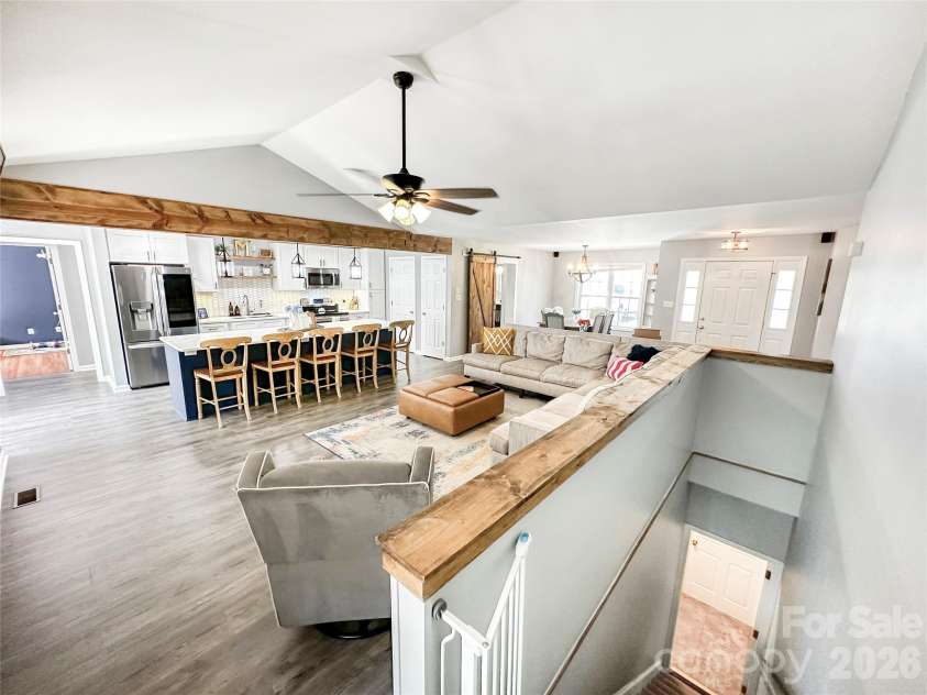 3232 47th Avenue Place, Hickory, NC 28601.  MLS# CAR4436548, YatesRealty ID 58200. 