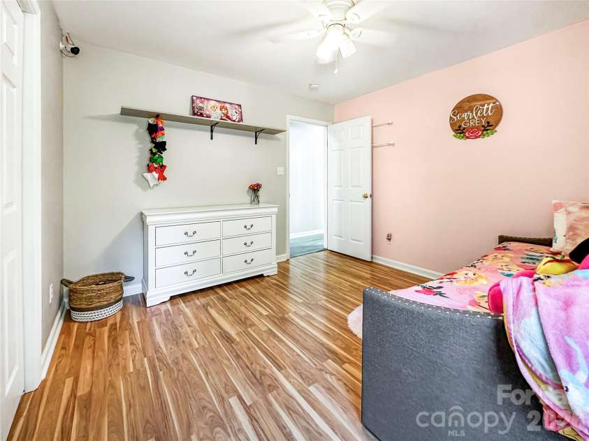 3232 47th Avenue Place, Hickory, NC 28601.  MLS# CAR4436548, YatesRealty ID 58200. 