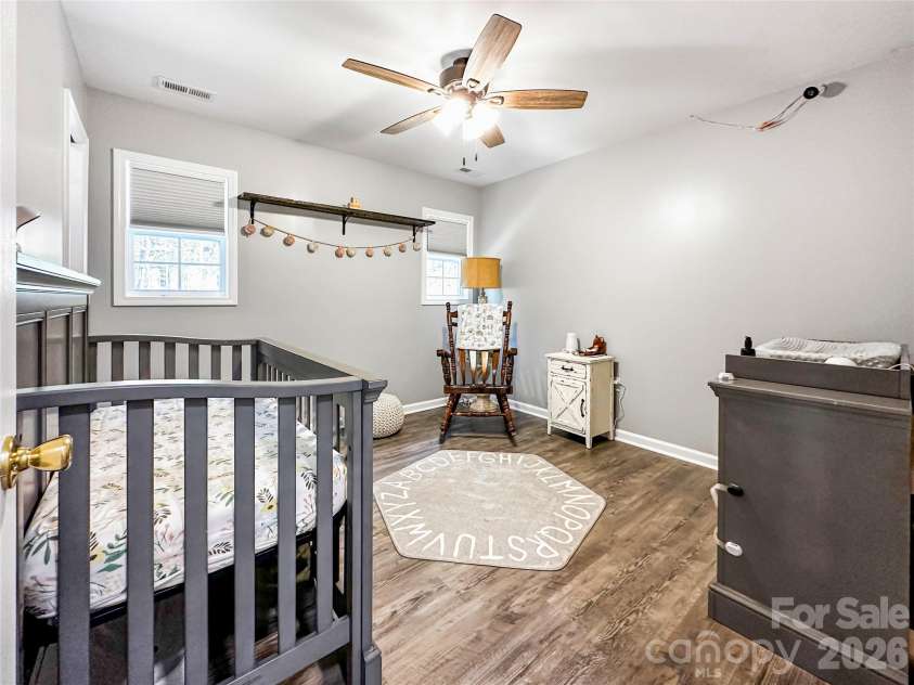 3232 47th Avenue Place, Hickory, NC 28601.  MLS# CAR4436548, YatesRealty ID 58200. 