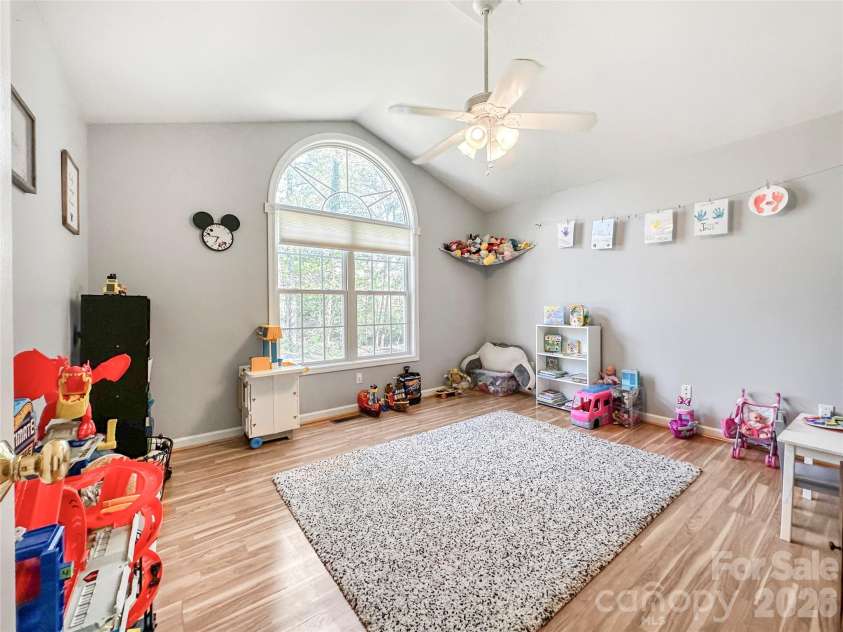 3232 47th Avenue Place, Hickory, NC 28601.  MLS# CAR4436548, YatesRealty ID 58200. 