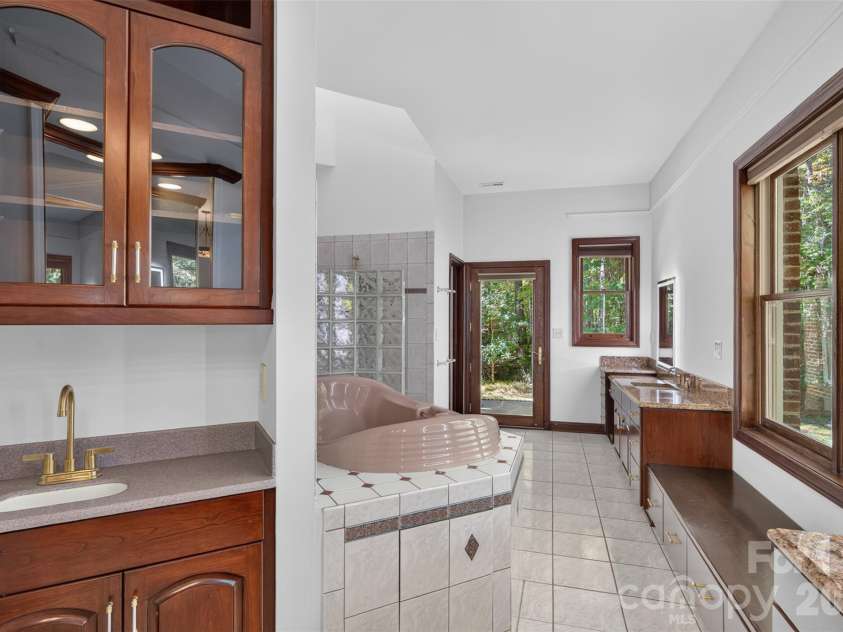 253 Highway 161 South, Clover, SC 29710.  MLS# CAR4435858, YatesRealty ID 58205. Primary Bathroom