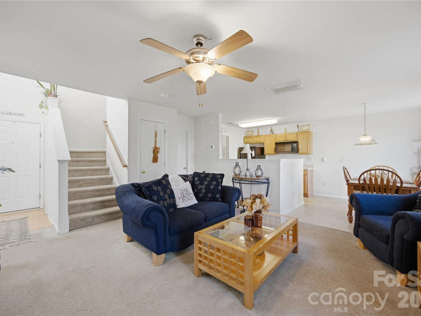8335 Wallace Glen Drive, Charlotte, NC 28212.  MLS# CAR4435997, YatesRealty ID 58207. 