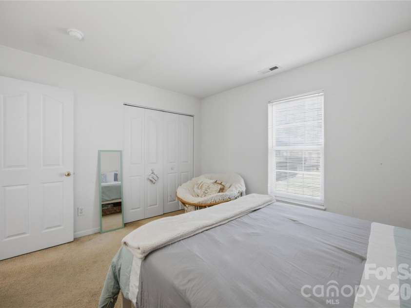 8335 Wallace Glen Drive, Charlotte, NC 28212.  MLS# CAR4435997, YatesRealty ID 58207. 