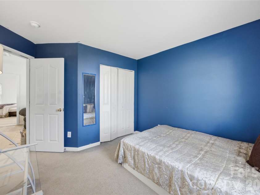 8335 Wallace Glen Drive, Charlotte, NC 28212.  MLS# CAR4435997, YatesRealty ID 58207. 