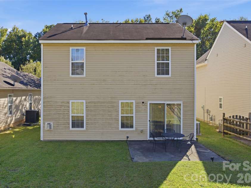 8335 Wallace Glen Drive, Charlotte, NC 28212.  MLS# CAR4435997, YatesRealty ID 58207. 