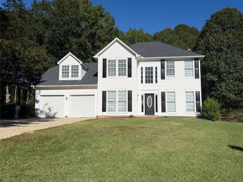 10904 Delsing Court, Charlotte, NC 28214.  MLS# CAR4433669, YatesRealty ID 58209. 