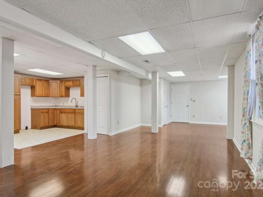 127 Kalmia Terrace Court, Hendersonville, NC 28739.  MLS# CAR4227852, YatesRealty ID 5821. Family room