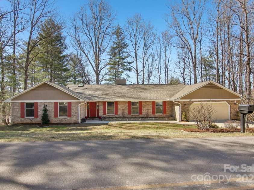 127 Kalmia Terrace Court, Hendersonville, NC 28739.  MLS# CAR4227852, YatesRealty ID 5821. Home on street with Cul- de sac