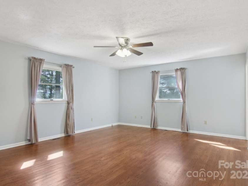 127 Kalmia Terrace Court, Hendersonville, NC 28739.  MLS# CAR4227852, YatesRealty ID 5821. Primary Bedroom